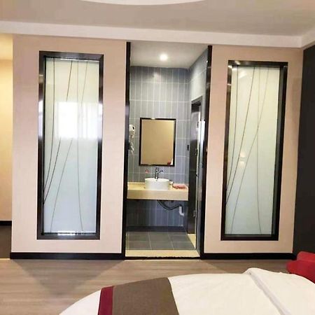 Thank Inn Plus Hotel Hebei Shijiazhuang Zhengding New District International Small Commodity City Экстерьер фото